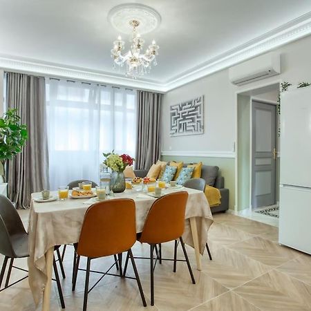 Charming Apart New 2 Bedrooms With Aircon Paris Eksteriør billede
